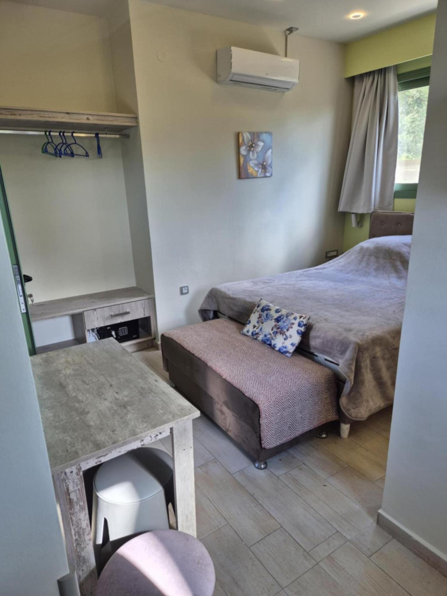 Tzogias Apartments Nonna Studio ลาสซี ภายนอก รูปภาพ